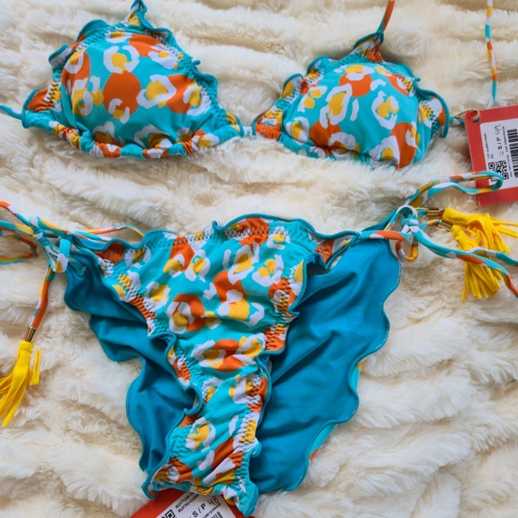 🌞🌴 For Sale: Brand New NWT Rio de Sol Bikini – Vibrant & Ready to Shine! - Picture 3 of 6